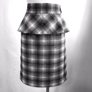 Antonio Melani Women’s Chic Black & White Peplum Lined Pencil Skirt Size 10  EUC